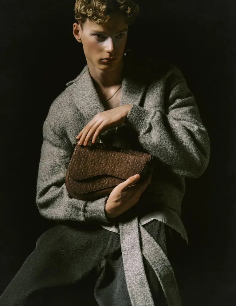 LOH 1023 Fashion Spread-9