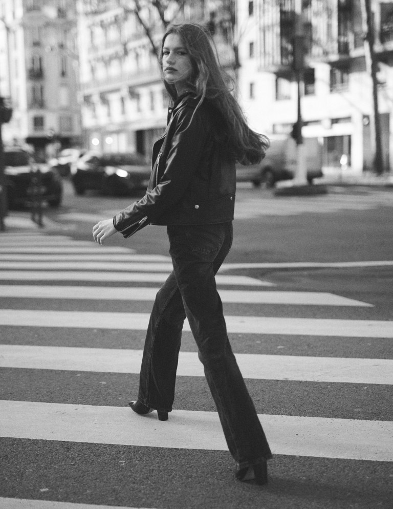 DAHLIA_ANDREW NEWIN323