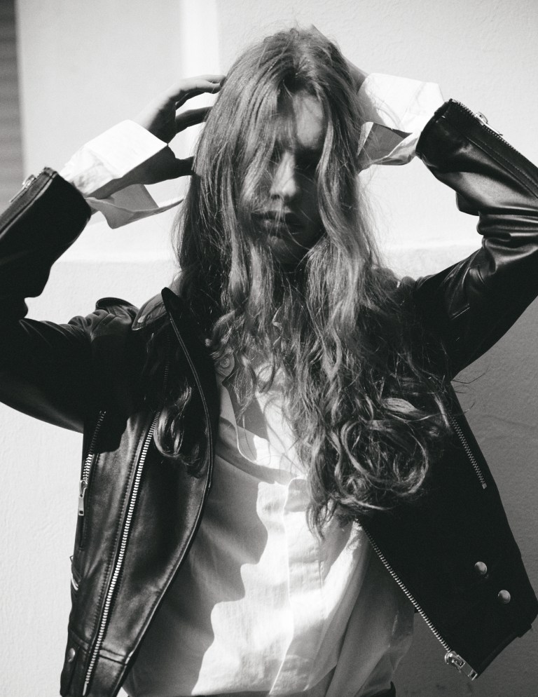 DAHLIA_ANDREW NEWIN361