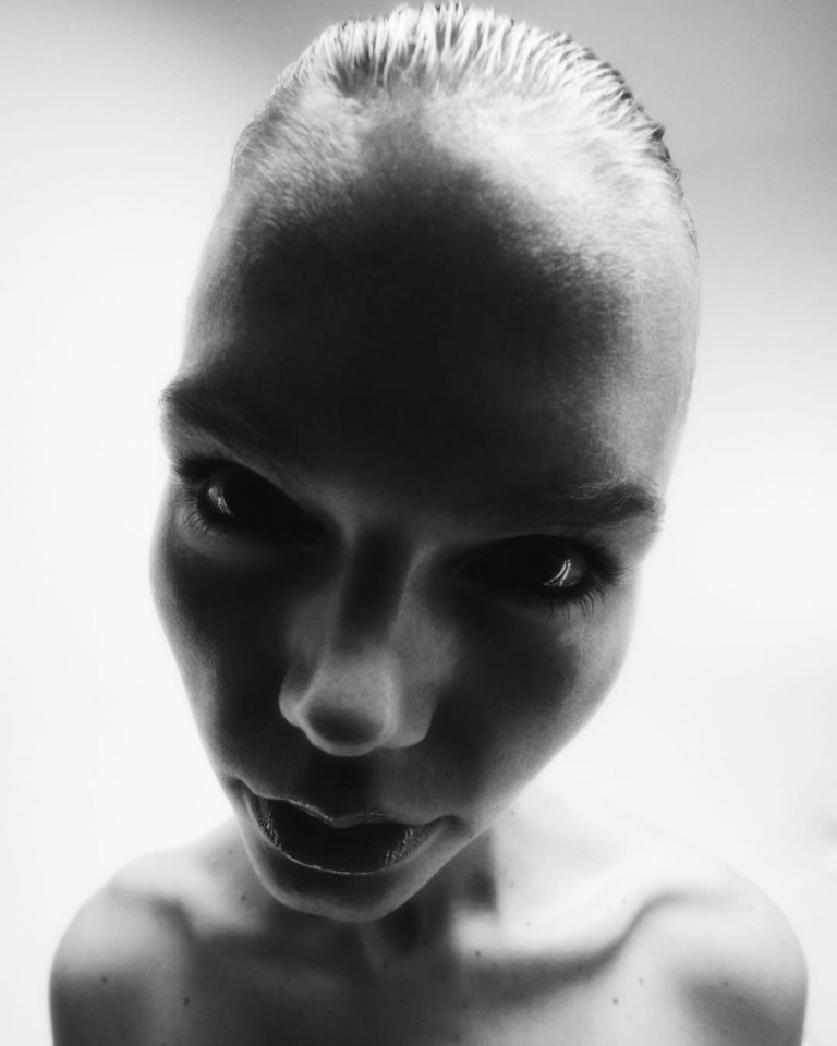 C5CDDF36-6B49-42F7-AAA7-B58745810F44